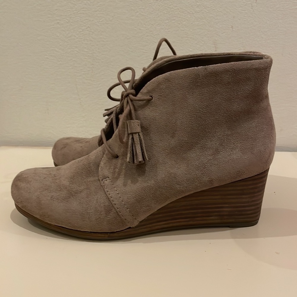 Dr. Scholl’s Memory Foam Cool Fit Wedges
